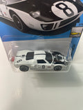 Hot Wheels 1/64 Ford GT40 White