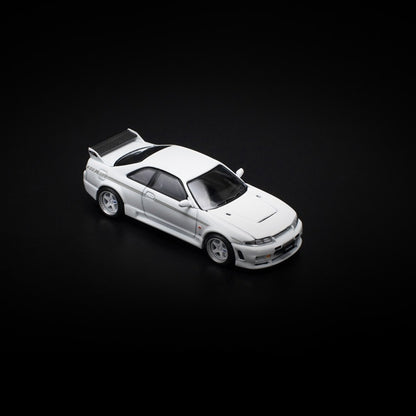 Pop Race 1/64 Nissan GTR Nismo 400R White