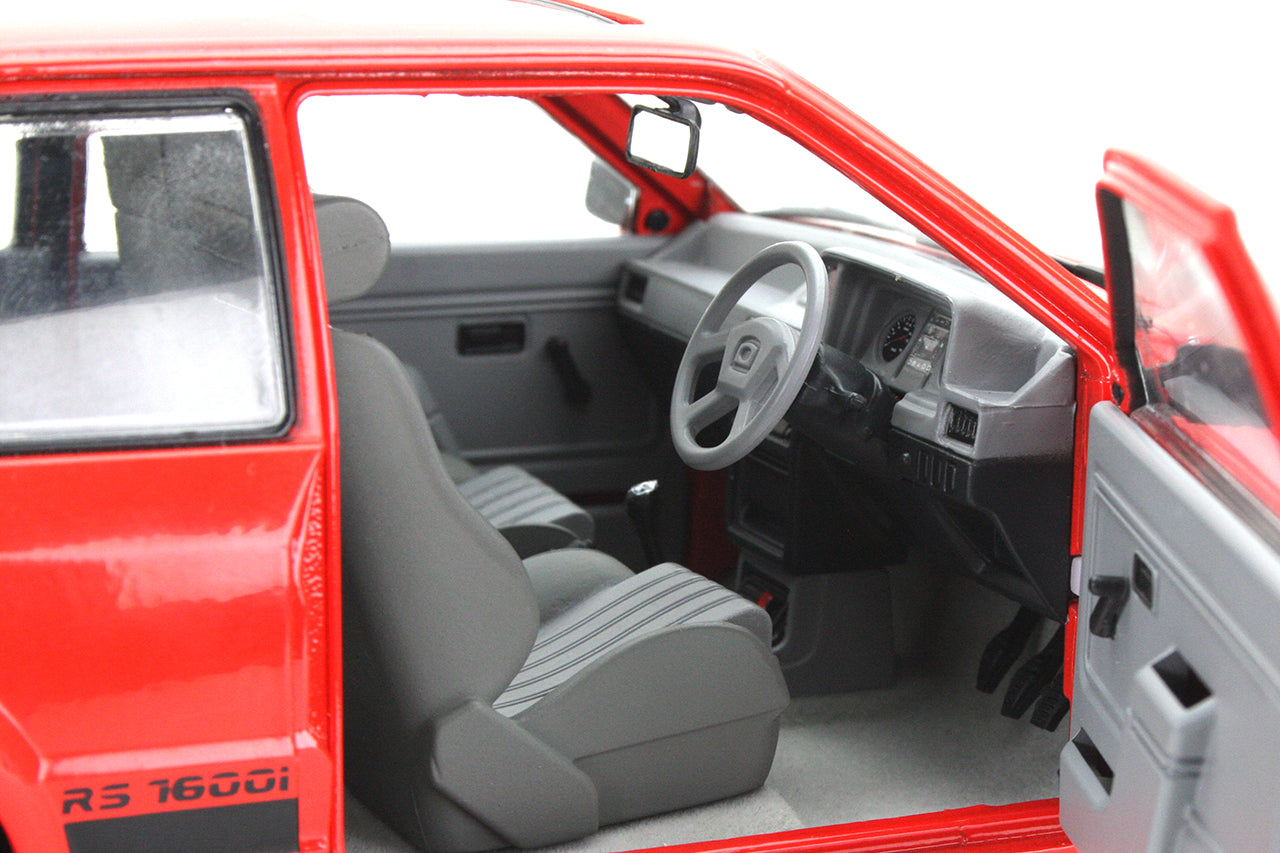 1/18 Sunstar 1984 Ford Escort RS1600i – Sunburst Red (RHD)