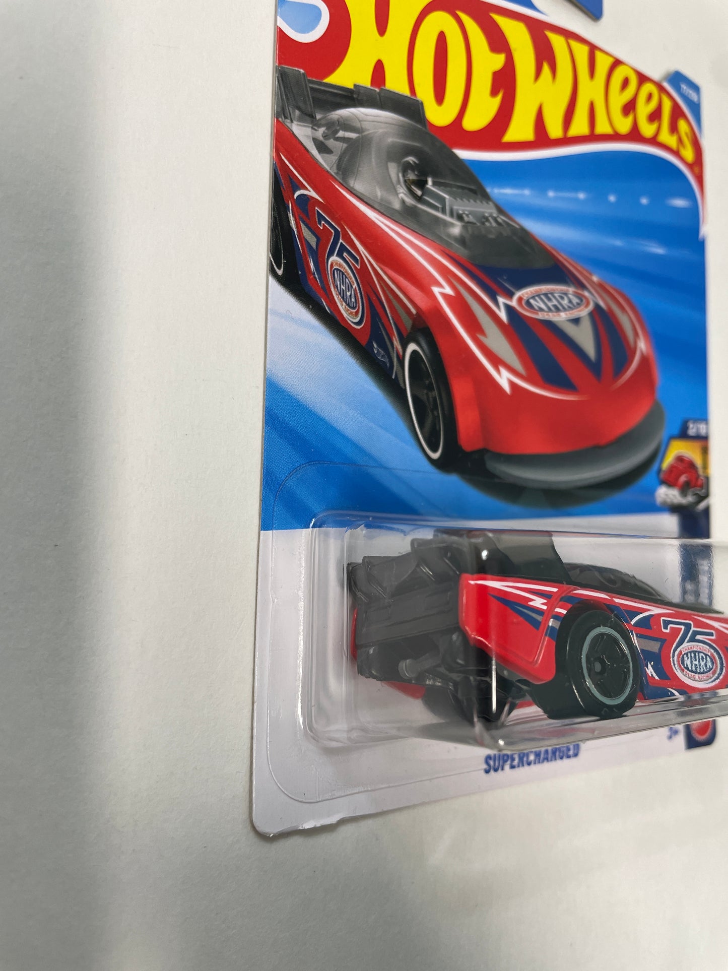 Hot Wheels 1/64 Supercharged Red - Damaged Box
