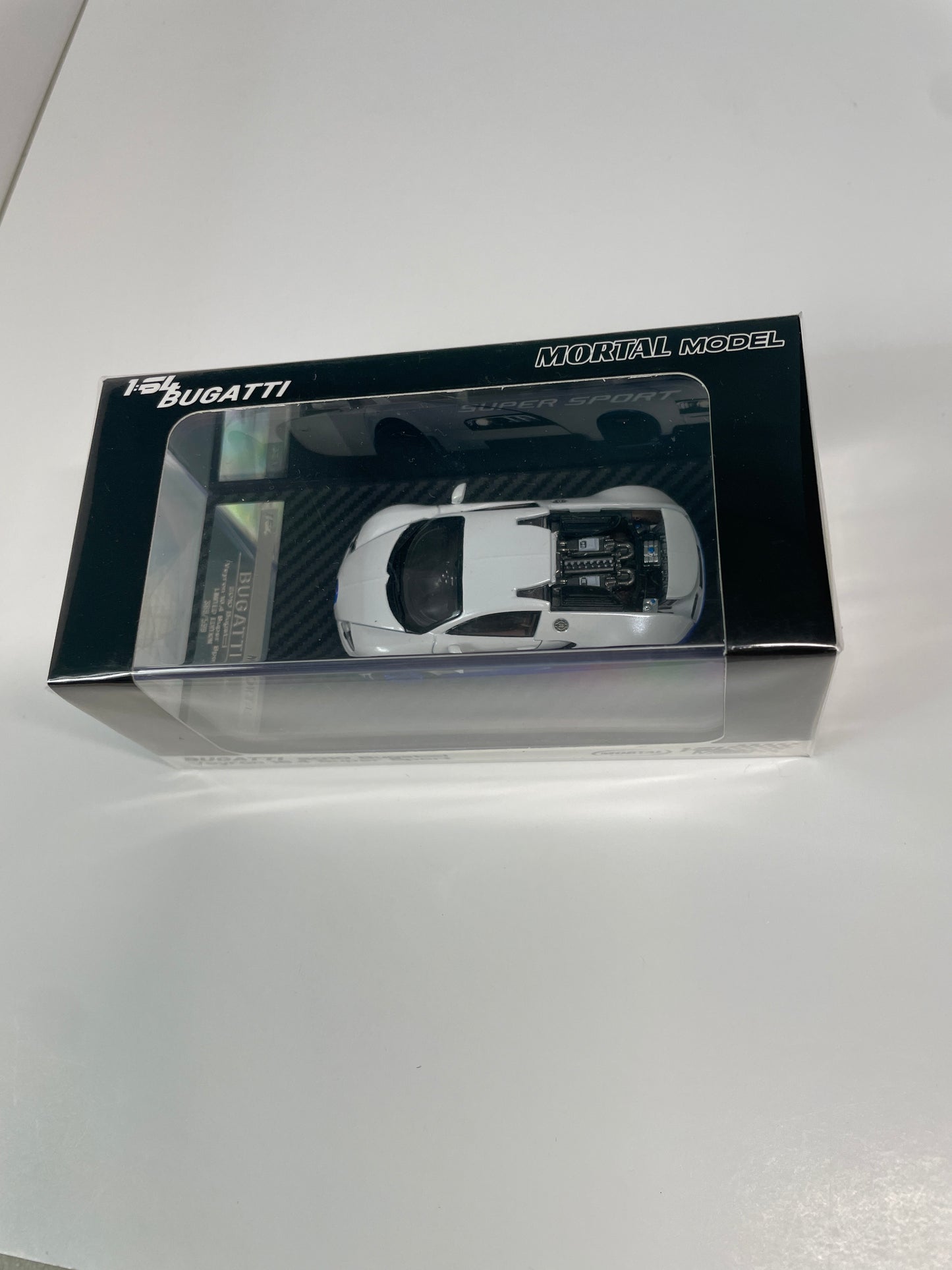 Mortal Model 1/64 2010 Bugatti Veyron 16.4 Super Sport White & Blue