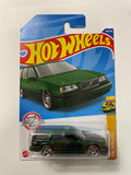 Hot Wheels 1/64 Volvo 850 Estate Green - Damaged Card