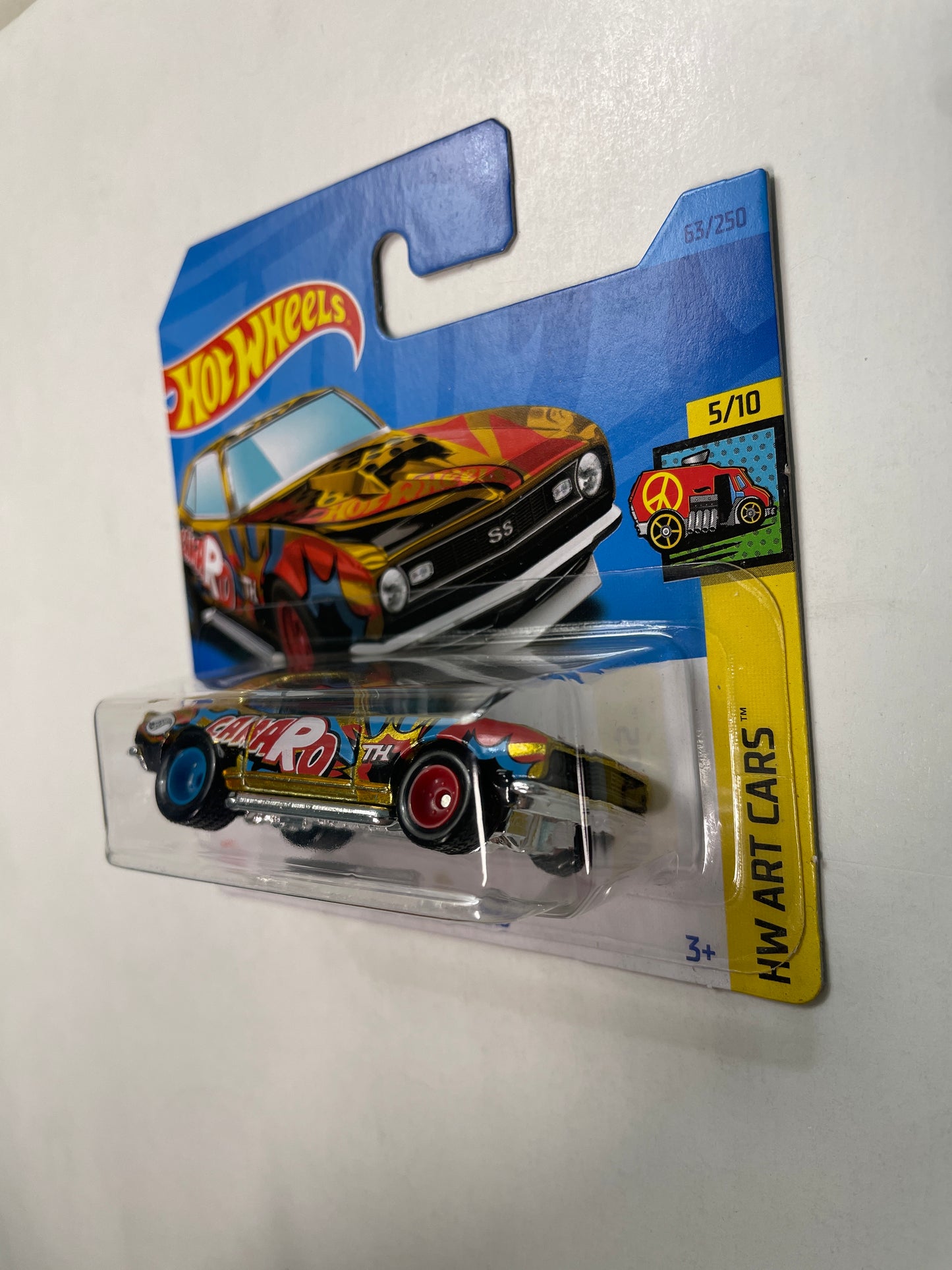 Hot Wheels 1/64 Super Treasure Hunt ‘68 Copo Camaro Gold Short Card