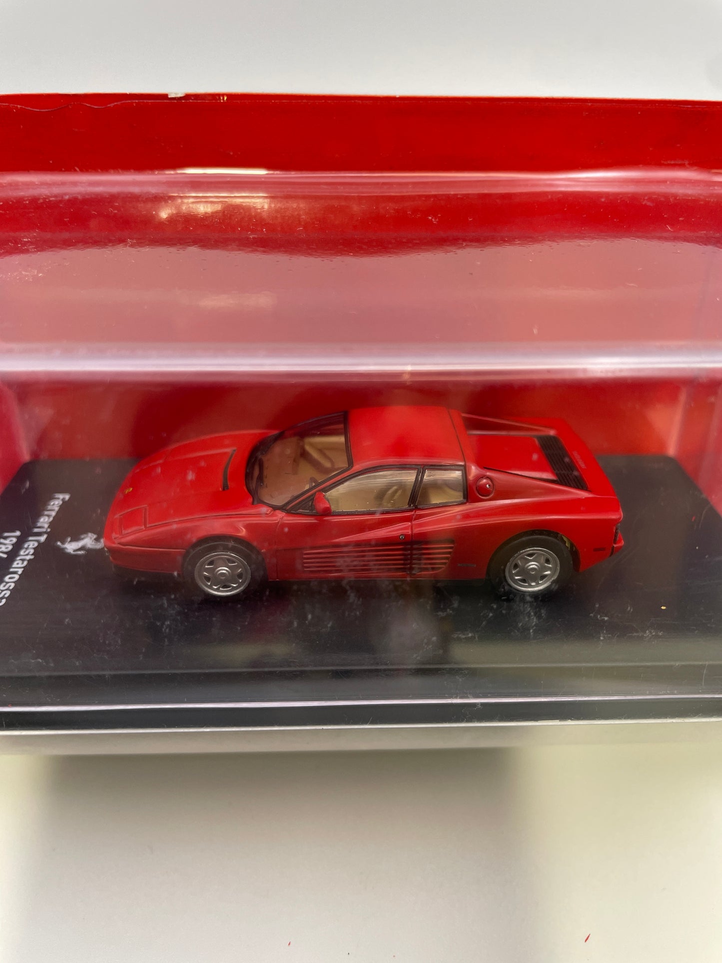 Centauria 1/64 Ferrari Testarossa 1984 Red