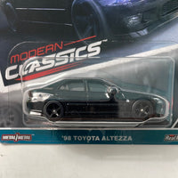 *Chase* Hot Wheels 1/64 Car Culture Modern Classics ‘98 Toyota Altezza Black