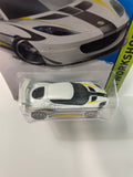 Hot Wheels 1/64 Lotus Evora GT4 White - Damaged Card