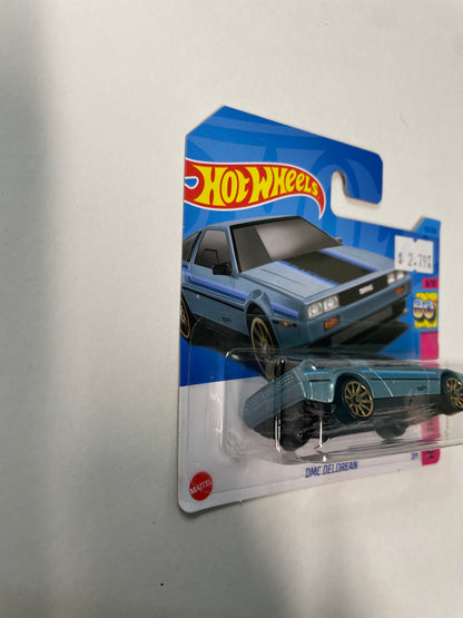 Hot Wheels 1/64 DMC Delorean Short Card Blue - Damaged Box
