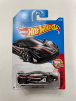 Hot Wheels 1/64 McLaren F1 GTR Black - Damaged Card