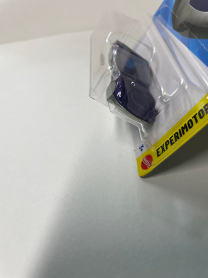 Hot Wheels 1/64 Coupe Clip Purple