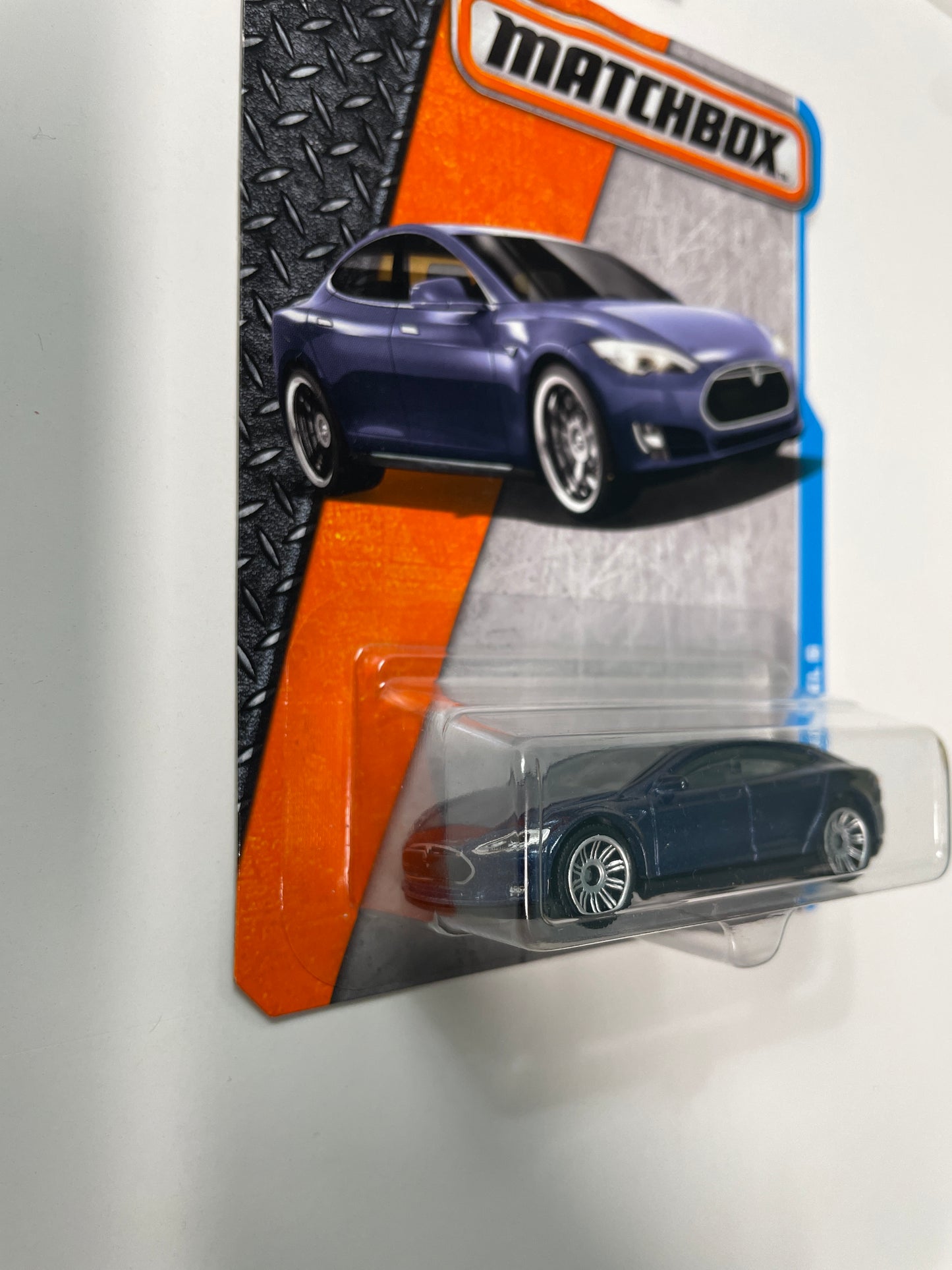 Matchbox 1/64 Tesla Model S Blue