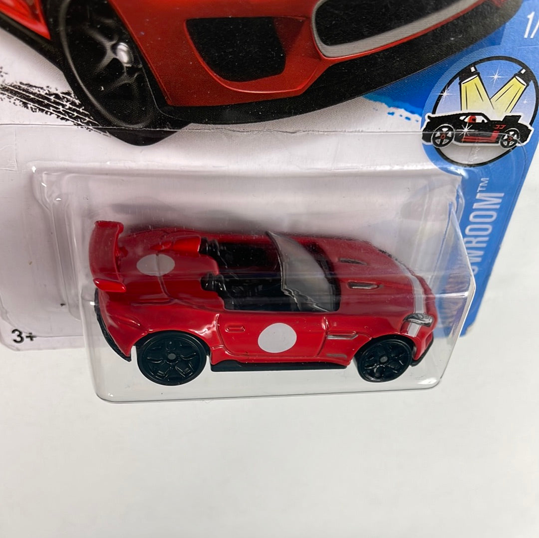 Hot Wheels 1/64 '15 Jaguar F-Type Project 7 Red - Damaged Card