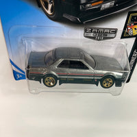 Hot Wheels 1/64 Zamac Nissan Skyline RS (KDR30) - Damaged Box