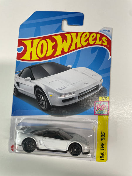Hot Wheels 1/64 '90 Acura NSX White - Damaged Card