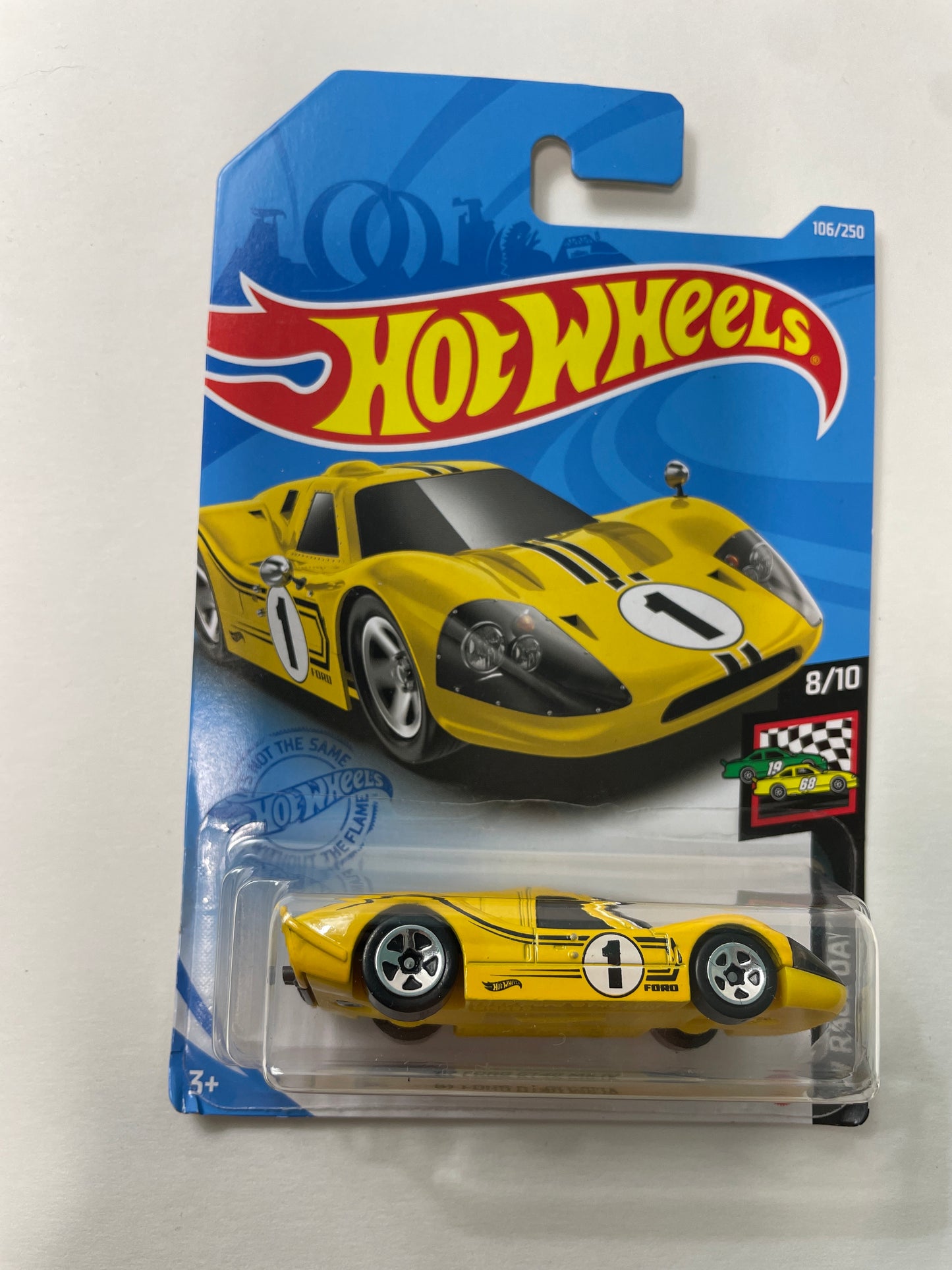 Hot Wheels 1/64 ‘67 Ford GT40 Mk. IV Yellow - Damaged Box