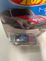 Hot Wheels 1/64 Porsche 934 Turbo RSR Silver