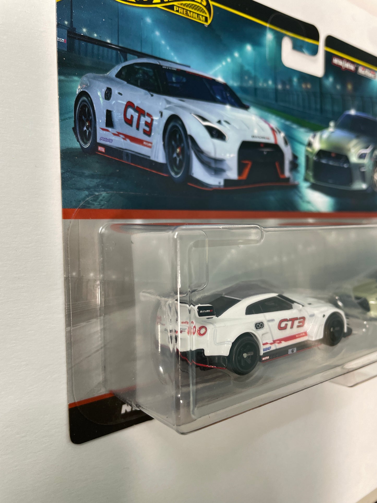 Hot Wheels 1/64 Premium Car Culture 2 Pack Nissan GT-R Nismo GT3 White & Nissan GT-R (R35) Green - JBL05