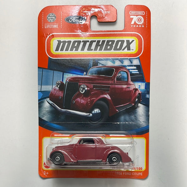 Matchbox 1/64 1936 Ford Coupe Red - Damaged Card