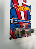 Hot Wheels 1/64 Stars & Stripes ‘67 Pontiac GTO Grey & Red