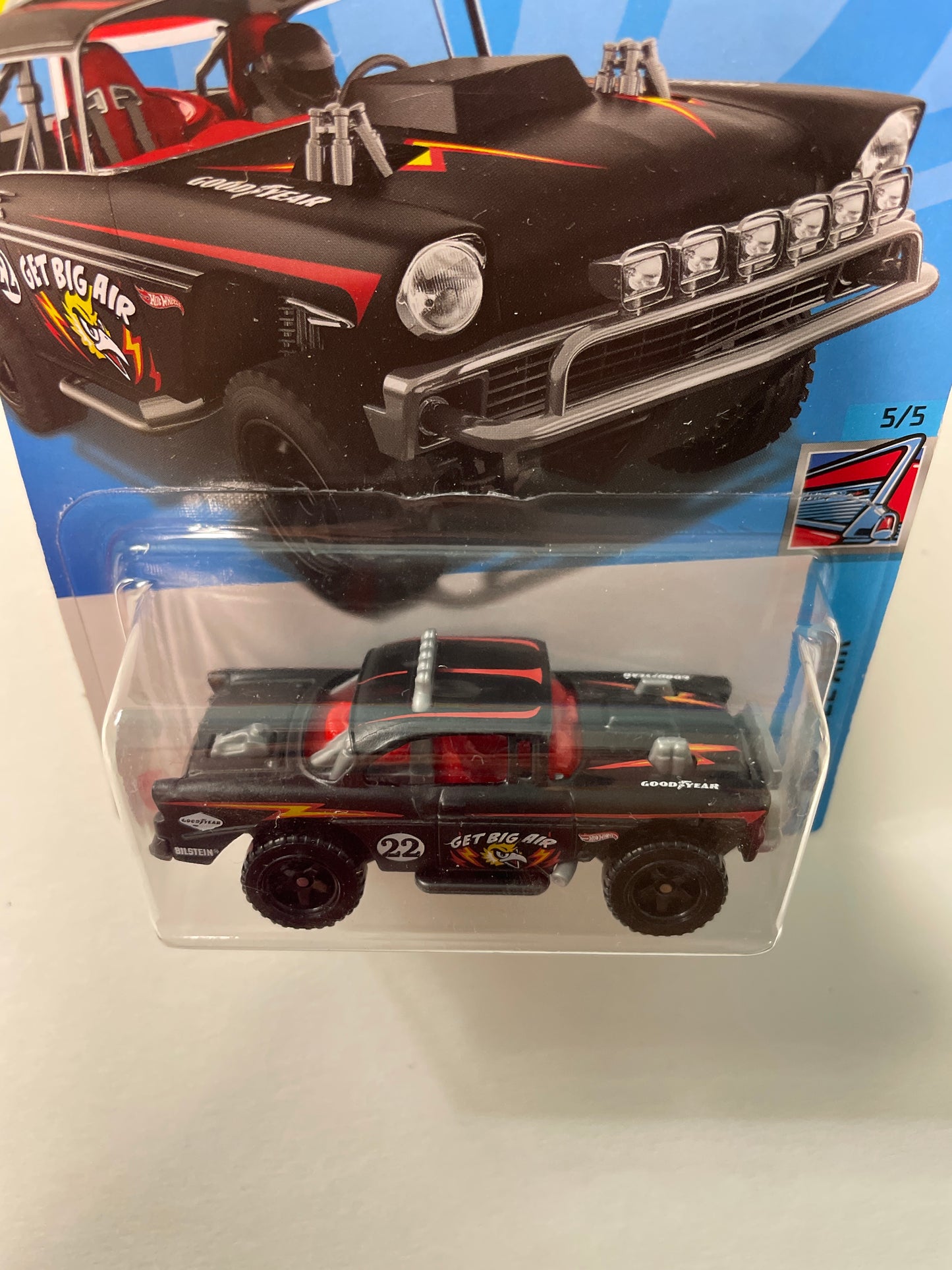 Hot Wheels 1/64 Big-Air Bel-Air Black - Damaged Box