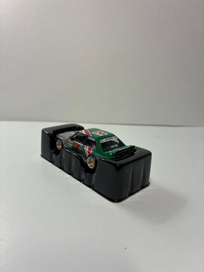 *Chase* Mini GT x Kaido House 1/64 BMW M3 KAIDO WORKS LARRY CHEN V1 White & Green - KHMG217 - Damaged Box