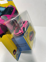 Matchbox Collectors 1/64 2020 Porsche Carrera 4S Pink - Damaged Box