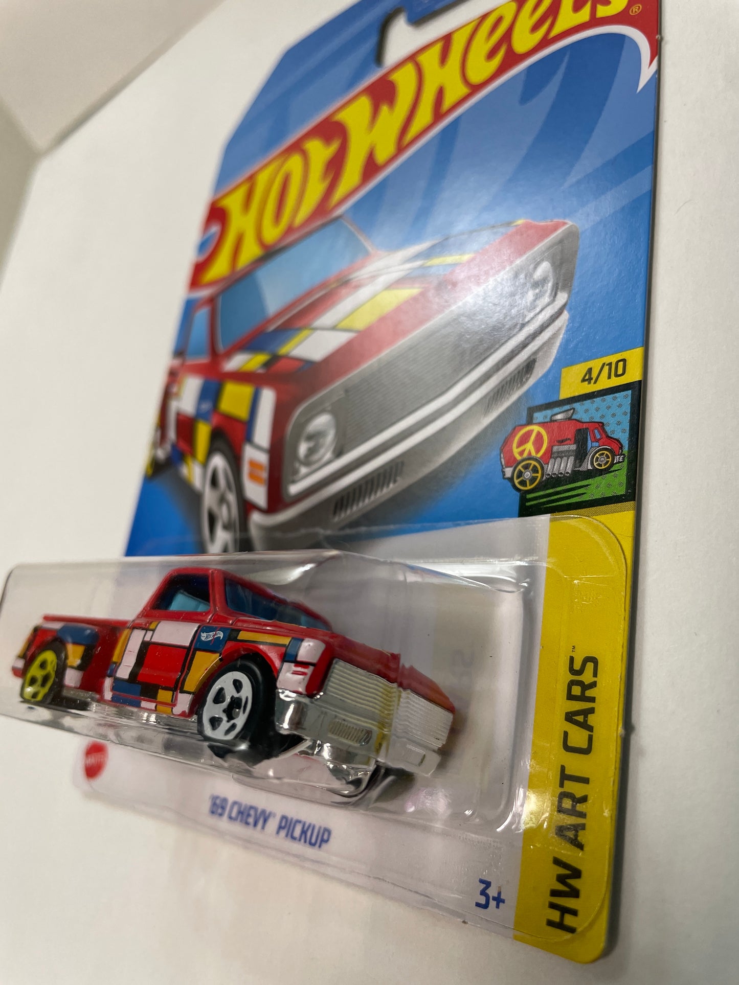 Hot Wheels 1/64 ‘69 Chevy Pickup Red