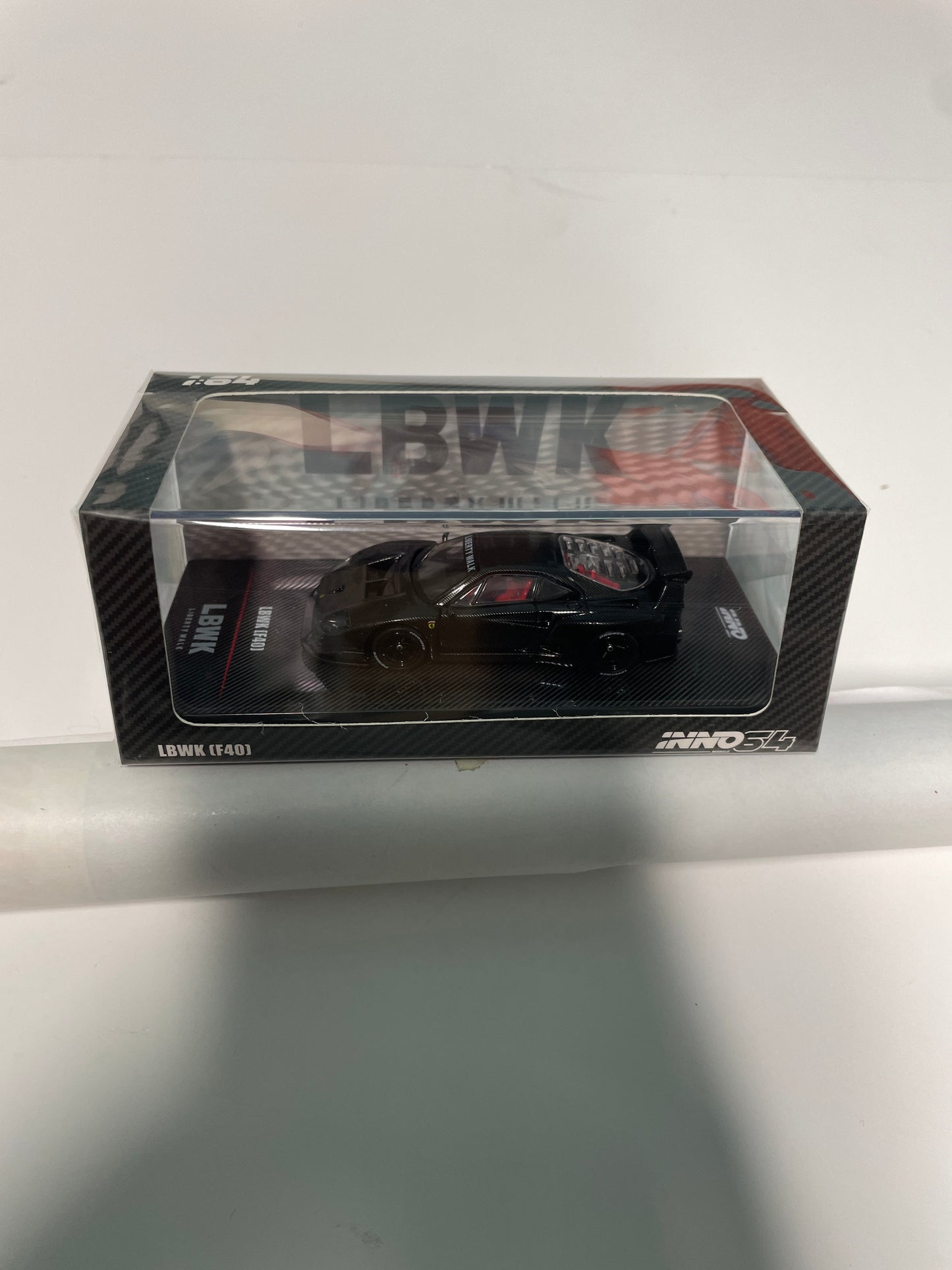 Inno64 1/64 LBWK (F40) Black Full Carbon - IN64-LBWKF40-FC