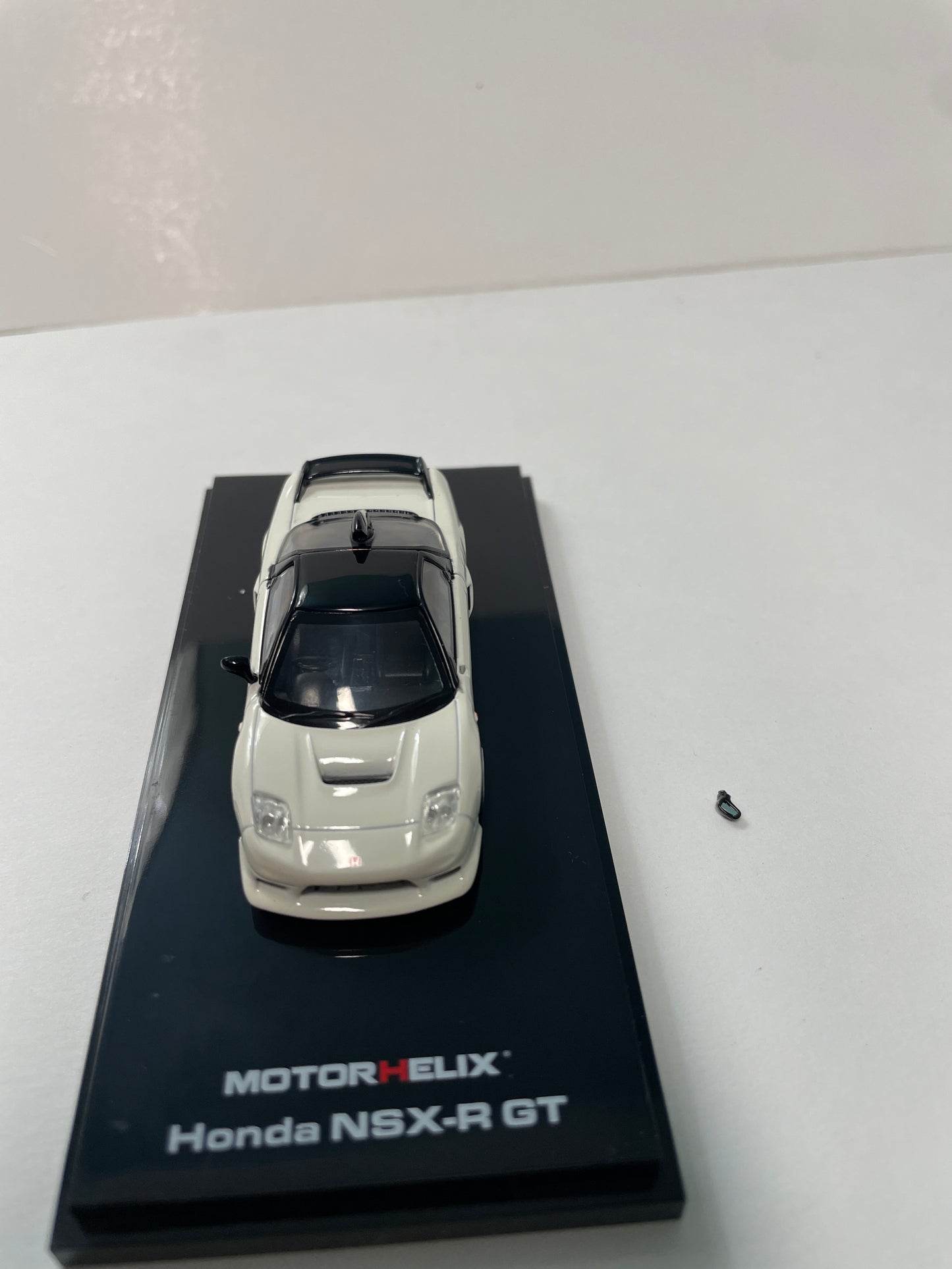 Motorhelix 1/64 Honda NSX-R GT Championship White - M65521 - Damaged Car (Read description)