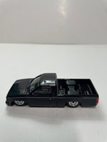 *Loose* Hot Wheels 1/64 Boulevard ‘93 Nissan D21 Hardbody Custom Pick-up Black