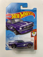 Hot Wheels 1/64 ‘67 Ford Mustang Coupe Purple