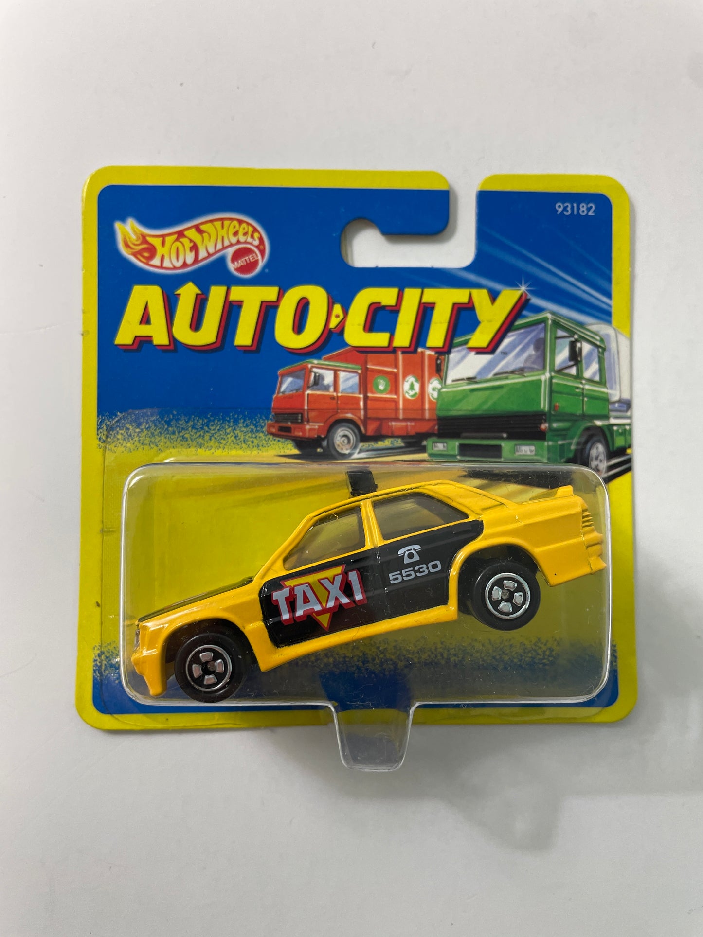 Hot Wheels 1/64 Auto City Mercedes 2.6 Taxi Yellow - Damaged Box