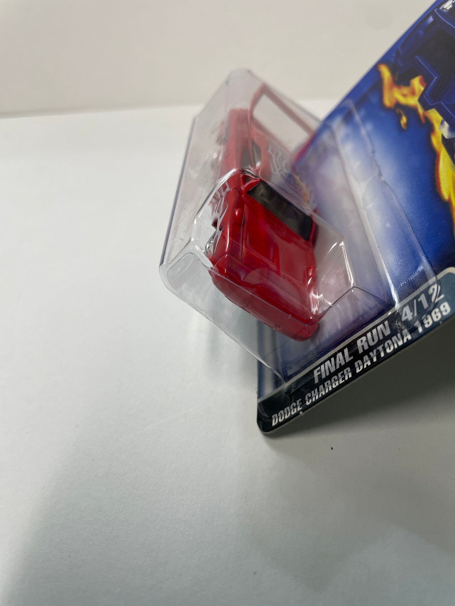 Hot Wheels 1/64 Dodge Charger Daytona 1969 Red