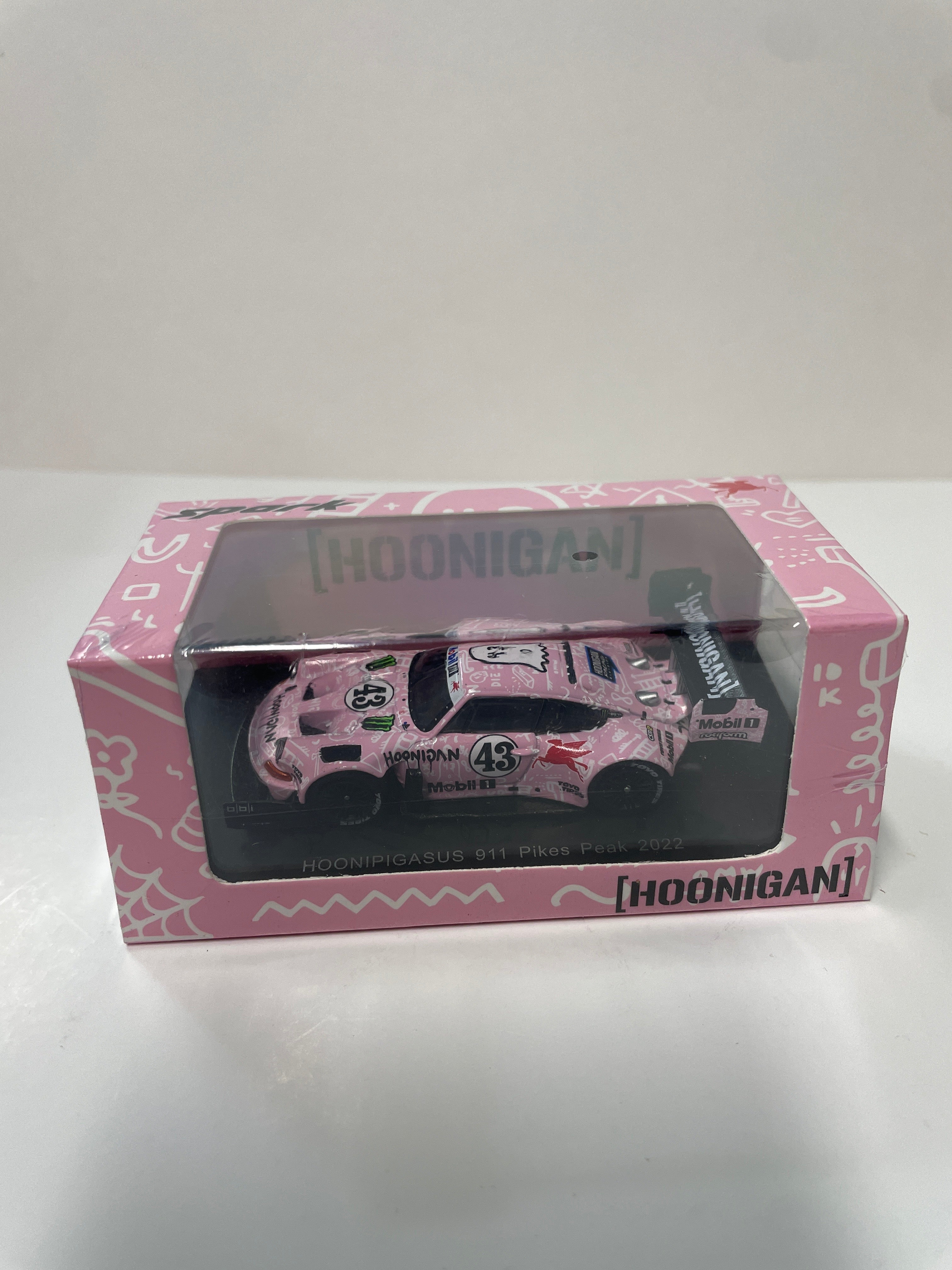 Sparkmodel 1/64 Hoonipigasus 911 #43 Pikes Peak 2022 Pink - 64SO53