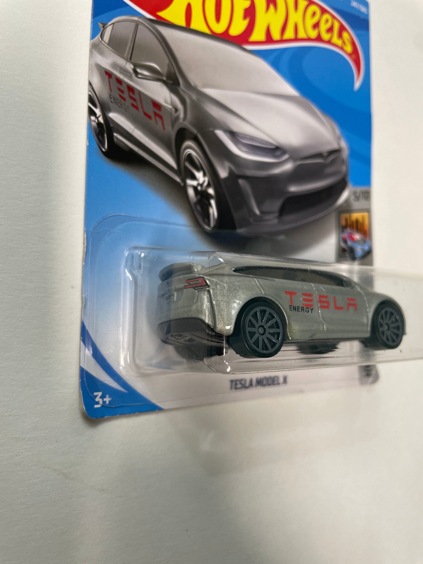 Hot Wheels 1/64 Tesla Model X Grey - Damaged Box
