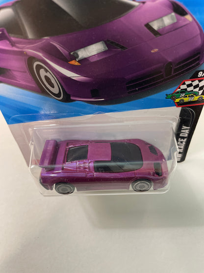 Hot Wheels 1/64 ‘94 Bugatti EB110 SS Purple