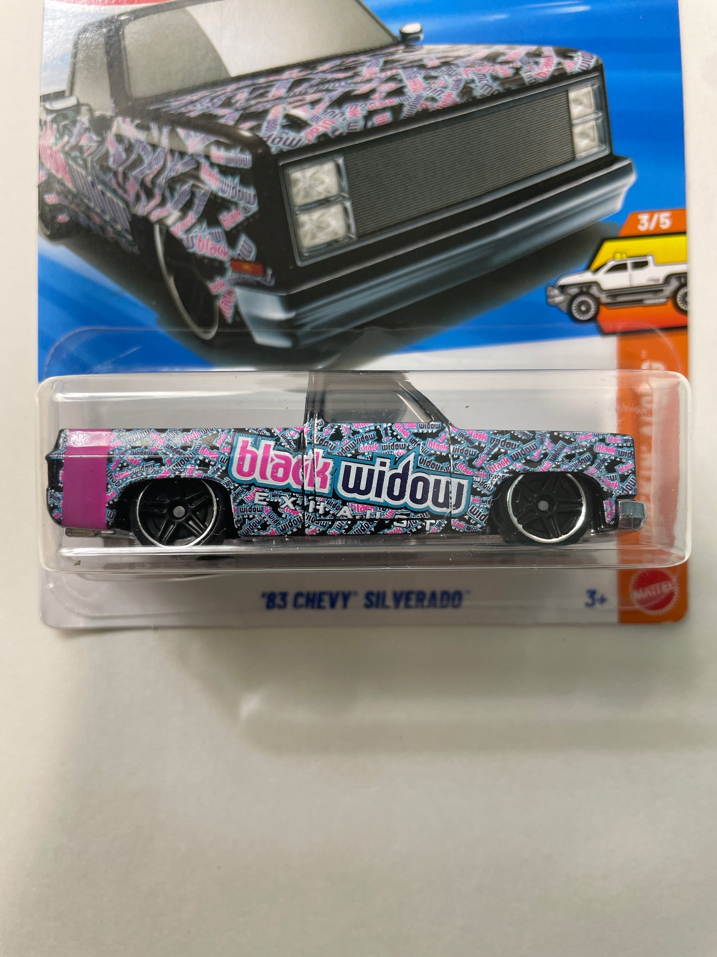 Hot Wheels 1/64 '83 Chevy Silverado Black & Pink