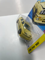 Hot Wheels 1/64 '92 BMW M3 Yellow