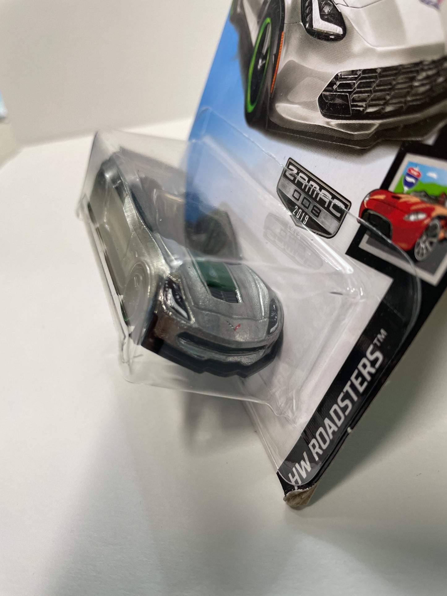 Hot Wheels 1/64 Zamac Corvette C7 Z06 Convertible - Damaged Box