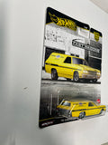 Hot Wheels 1/64 Car Culture Fast Wagons '70 Chevelle SS Wagon Yellow