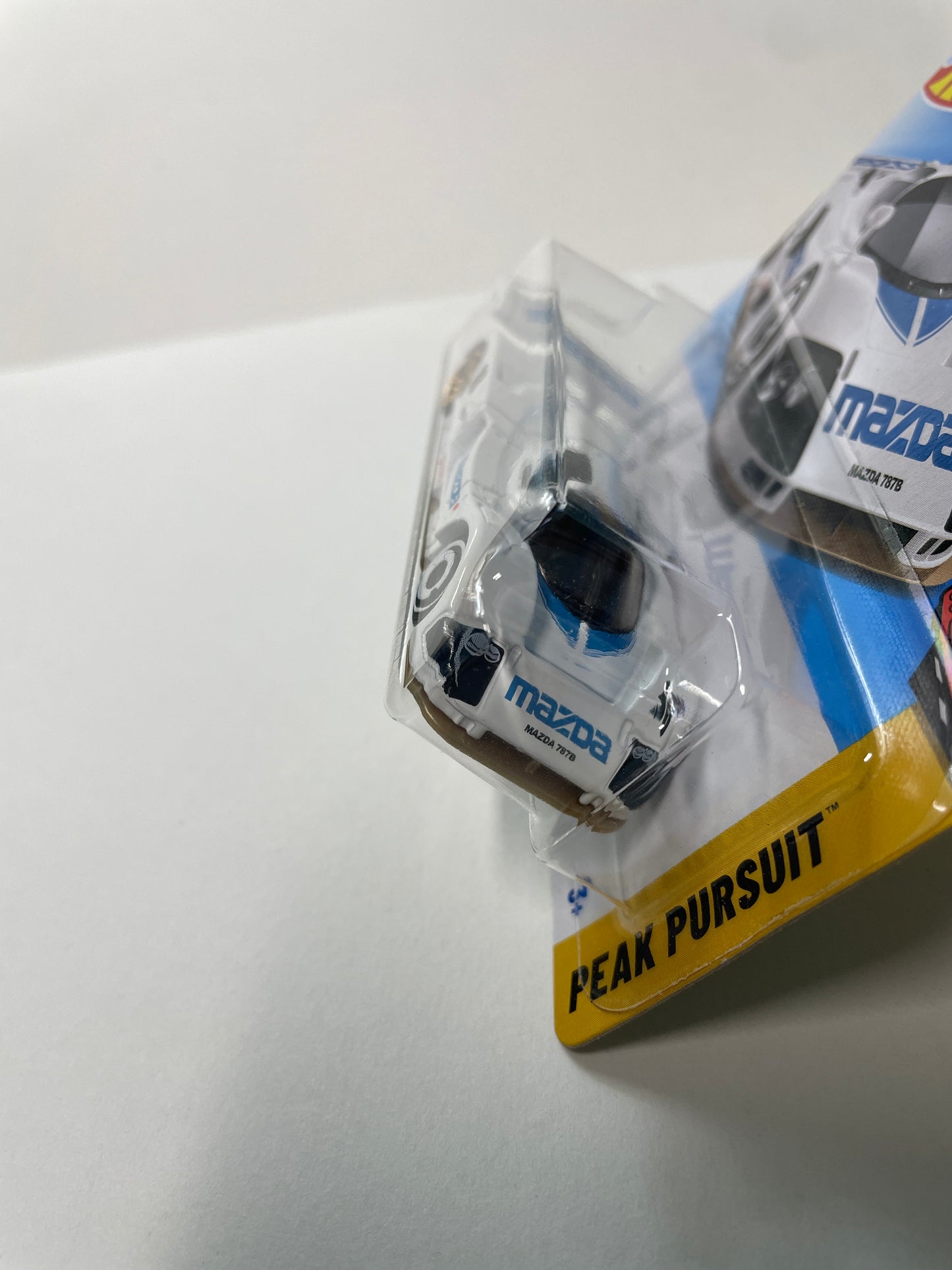 Hot Wheels 1/64 Mazda 787B Short Card White - Damaged Box