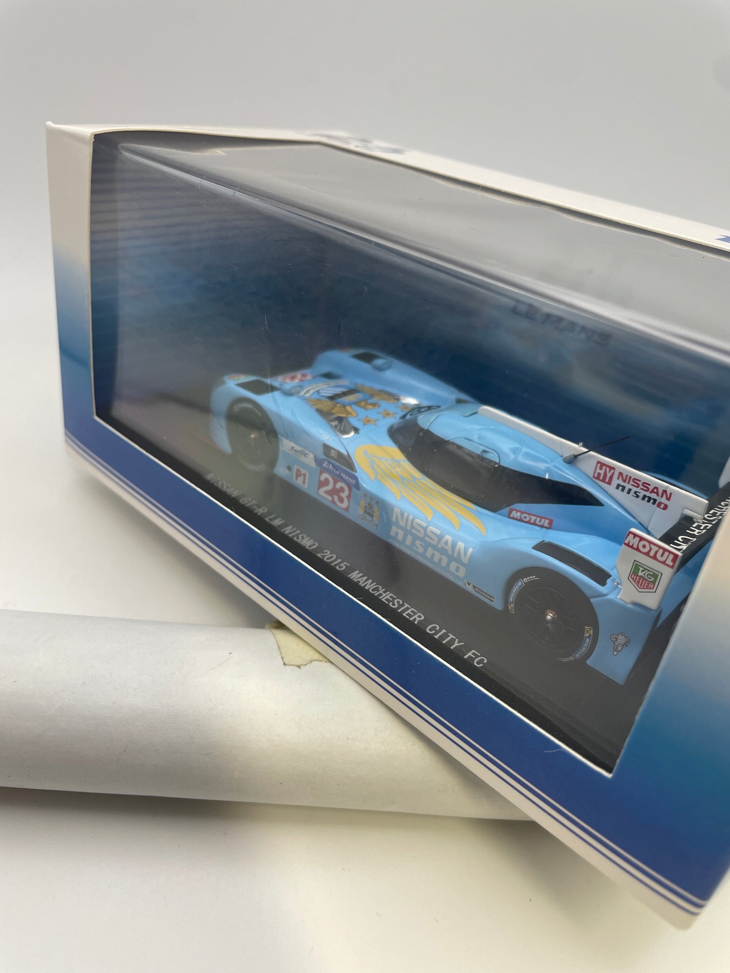 Ebbro 1/43 Nissan GT-R LM Nismo 2015 Manchester City FC n23 Blue