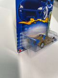 Hot Wheels 1/64 Treasure Hunt Riley & Scott MK III Gold & Blue