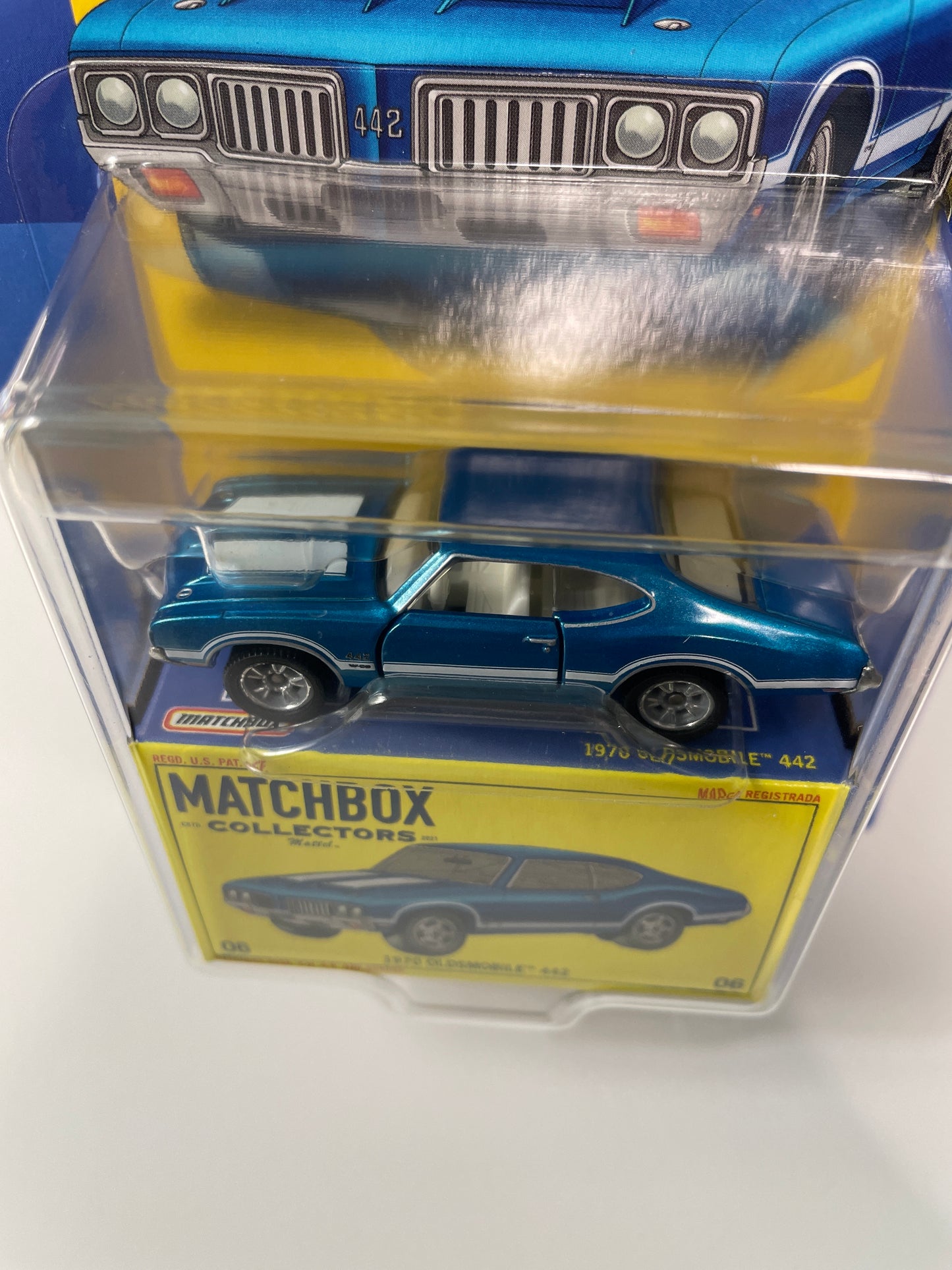 Matchbox Collectors 1/64 1970 Oldsmobile 442 Blue
