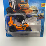 Hot Wheels 1/64 Treasure Hunt Grass Chomper Orange