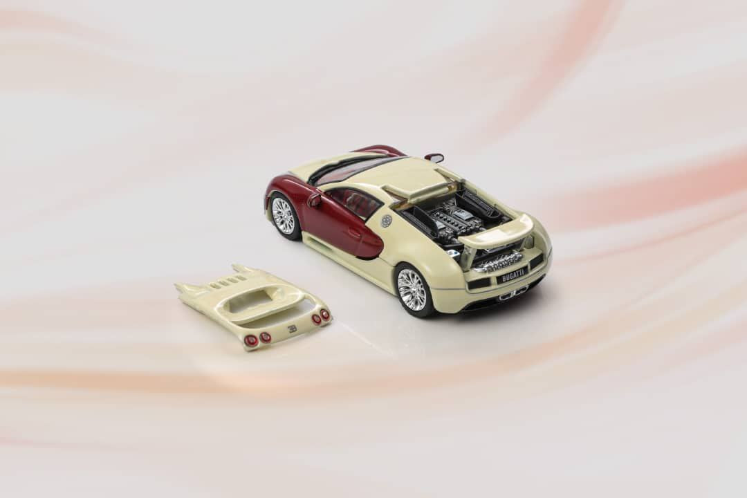 Mortal Model 1/64 2010 Bugatti Veyron 16.4 Super Sport Cream & Maroon