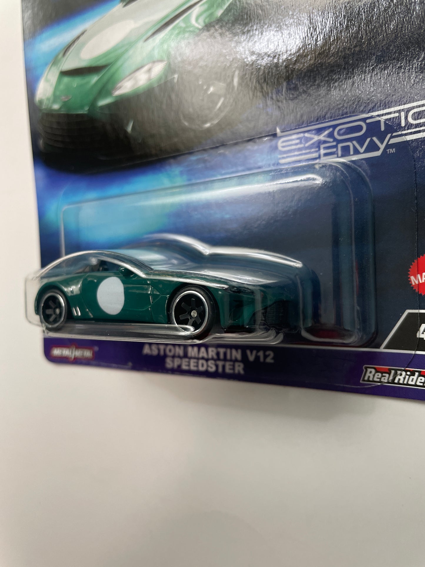 Hot Wheels 1/64 Car Culture Exotic Envy Aston Martin V12 Speedster Green