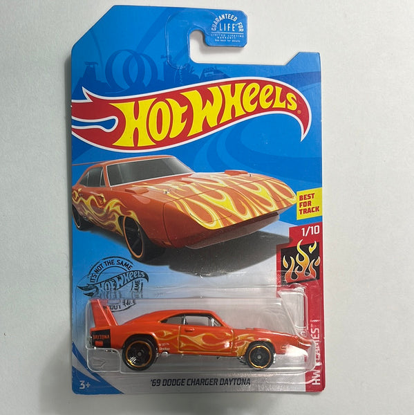 Hot Wheels Gamestop Exclusive ‘69 Dodge Charger Daytona Orange - Damaged Box