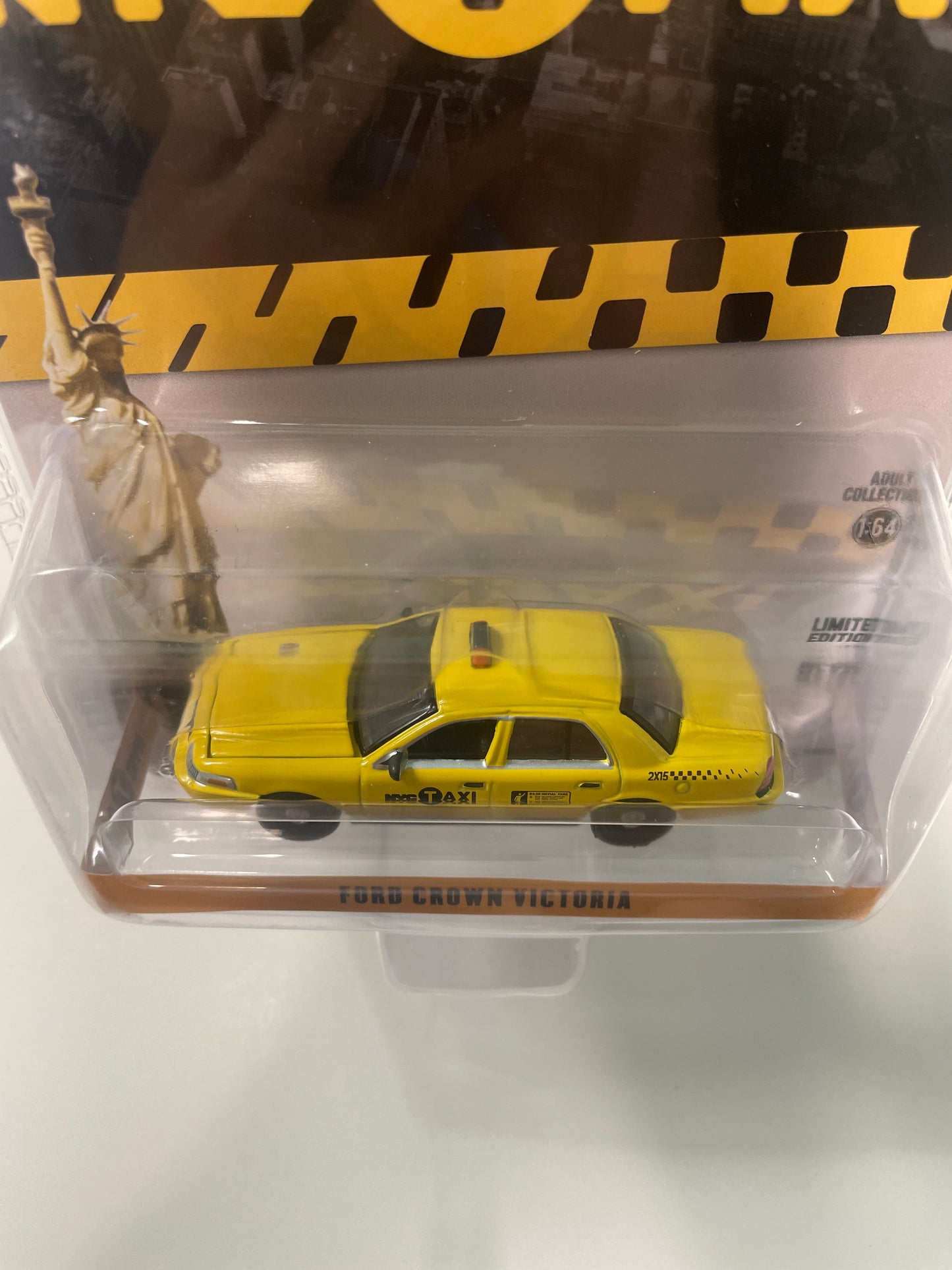 Greenlight 1/64 NYC Taxi Ford Crown Victoria Yellow