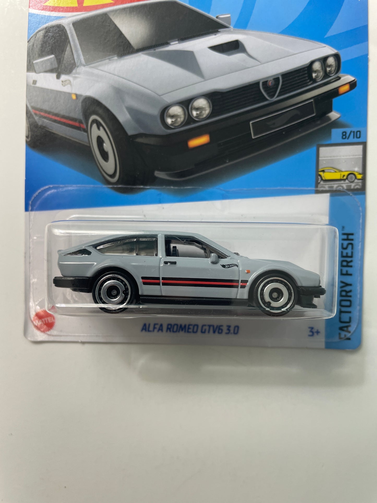 Hot Wheels 1/64 Alfa Romeo GTV6 3.0 Grey - Damaged Card