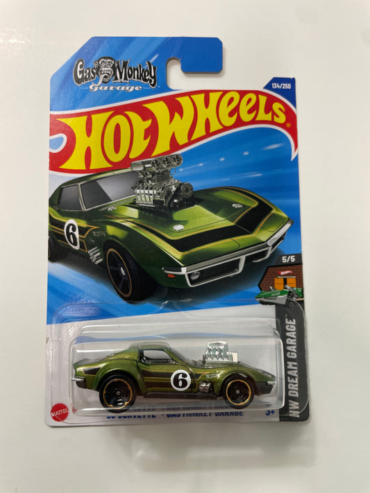 Hot Wheels 1/64 ‘68 Chevrolet Corvette - Gas Monkey Garage Green - Damaged Box